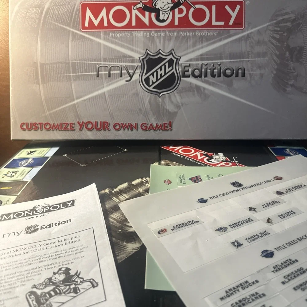 Monopoly My NHL Edition Customizable Hockey Monopoly Board Game 2006